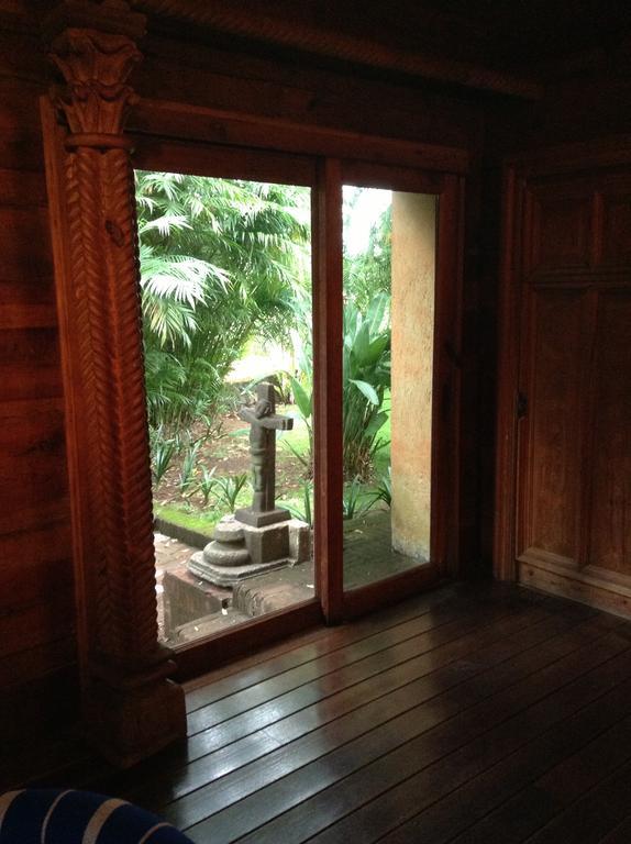 Отель Hacienda San Pedro Uruapan  Экстерьер фото