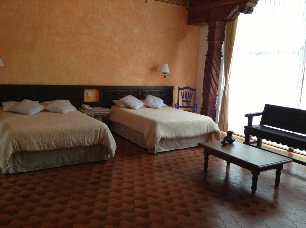 Отель Hacienda San Pedro Uruapan  Номер фото